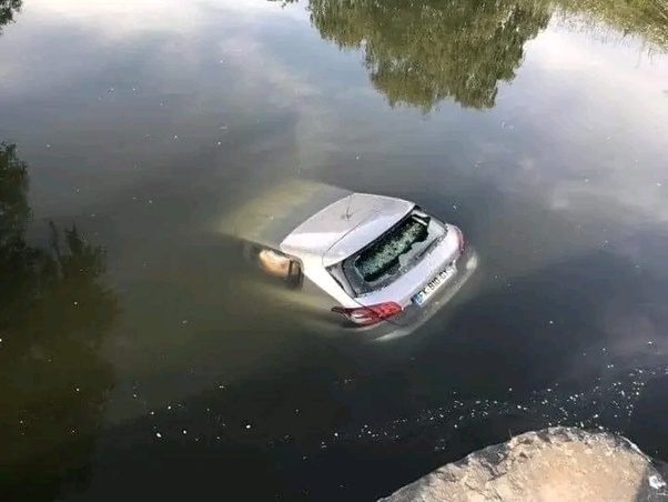 Sheriff Alerts: How to Survive Being Underwater in a Car